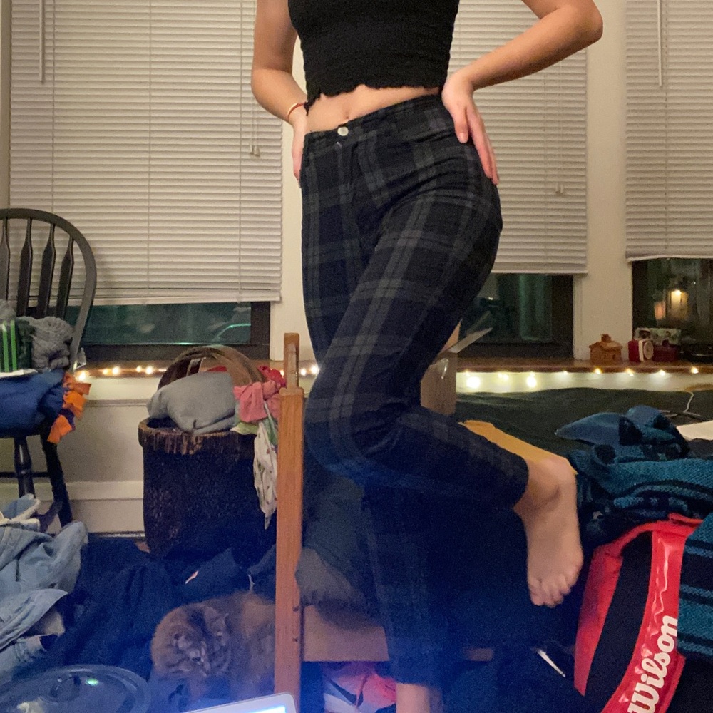 green checkered brandy melville pants! - Picture 2 of 3